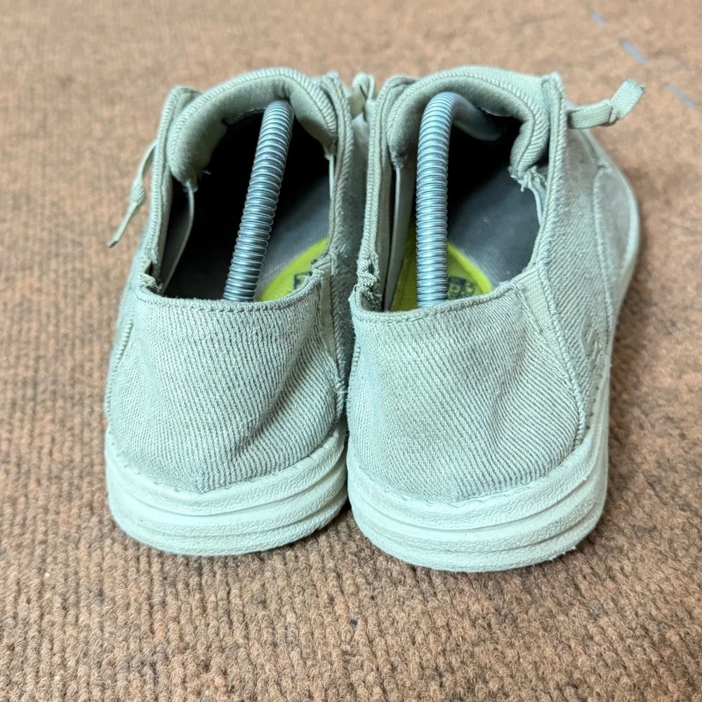 Skechers On-the-GO Flex Ashore Tan Canvas Boat Shoes Mens 9.5‎ 66384 Loafers